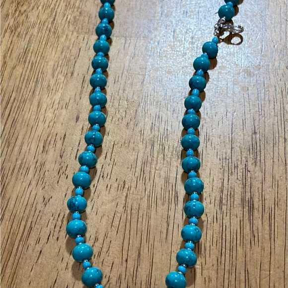 Beautiful necklace 17” - Picture 4 of 5